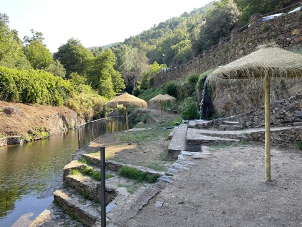 Turismo rural, piscinas naturales, verano